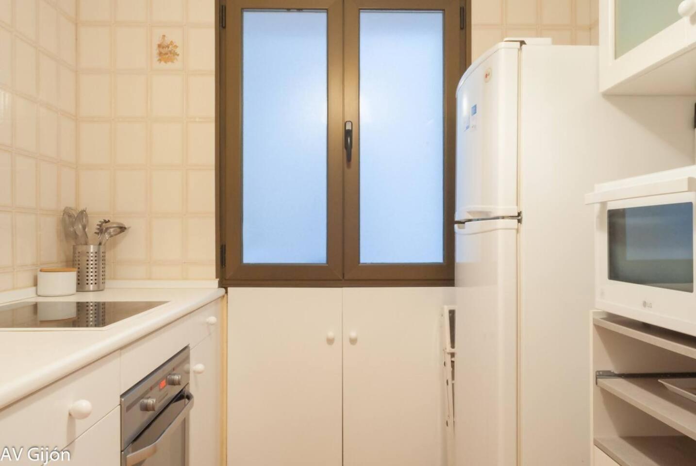 Av Aguado 44 Apartman Gijón Kültér fotó