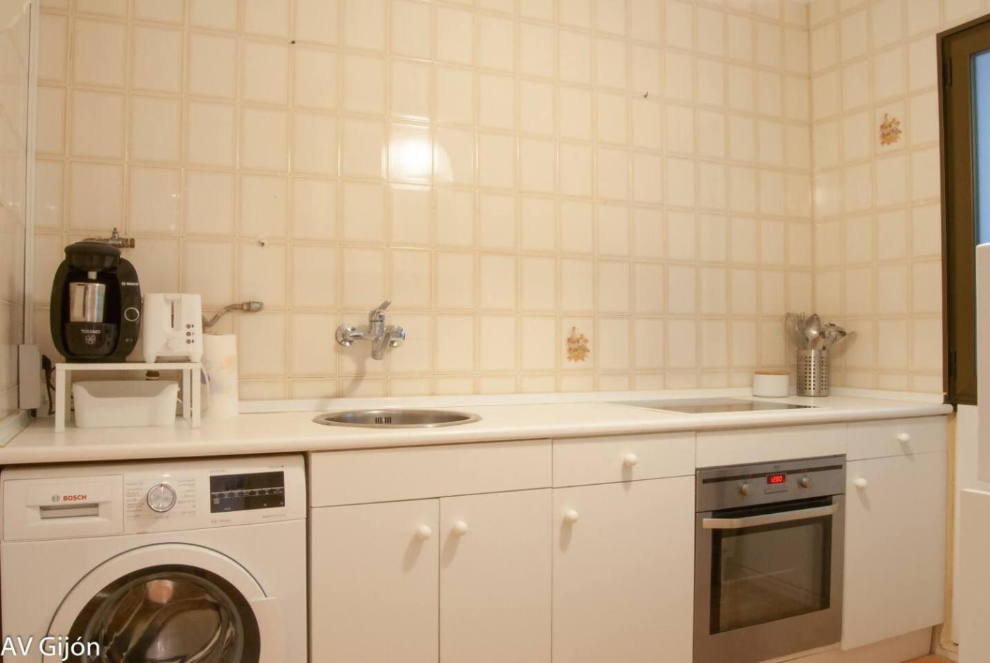 Av Aguado 44 Apartman Gijón Kültér fotó